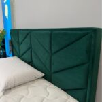 Zestaw: Łóżko Hauss Alma 160x200 z pojemnikiem, pufa, szafka nocna - OUTLET - obrazek 3