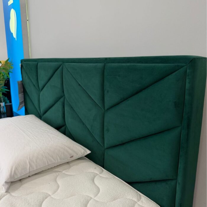Zestaw: Łóżko Hauss Alma 160x200 z pojemnikiem, pufa, szafka nocna - OUTLET - obrazek 3